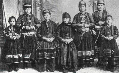 Φρασσαριώτισες της Κορυτσάς το 1905 (φωτό αφοί Μανάκια)